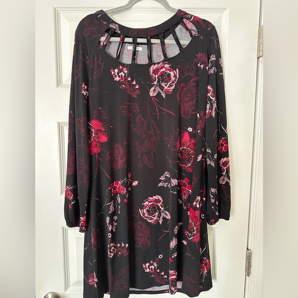 Maurice’s dress
Size XL
Color is black
